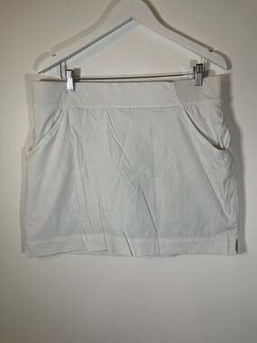 Columbia Omni-Shield Skort Womens Large White Nylon Lined Pockets Stretch